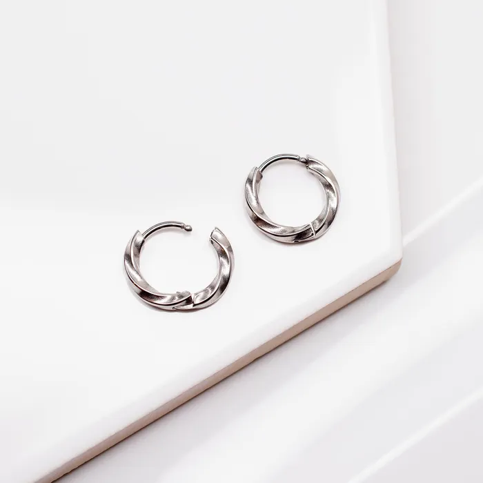 Earrings Grayling The Soho Mixed Locking Sleeper Huggie Earring Set