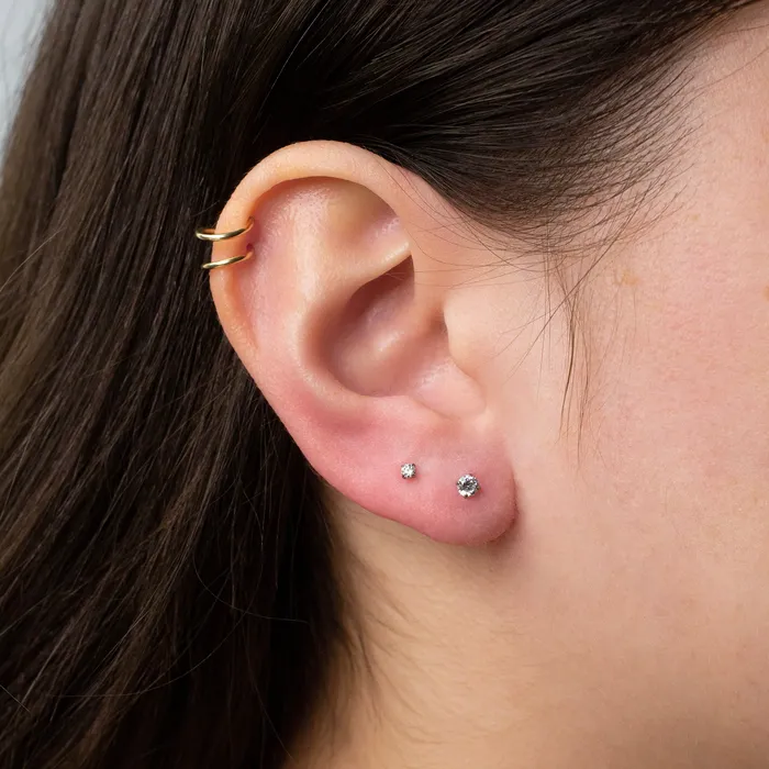 Grayling Solitaire Round Titanium Flat Back Sleeper Earrings Earrings
