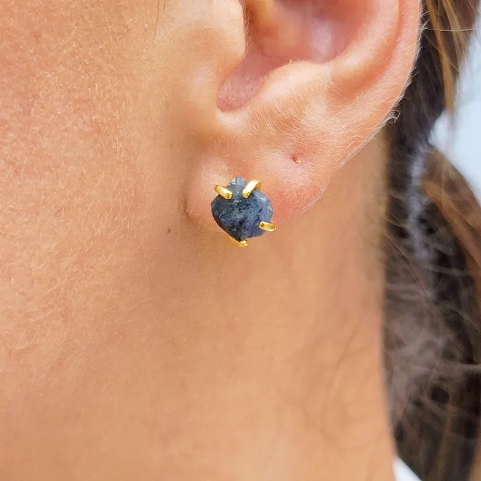 Uniquelan Jewelry Earrings Raw Blue Sapphire Stud Earrings Uniquelan Jewelry Earrings Raw Blue Sapphire Stud Earrings
