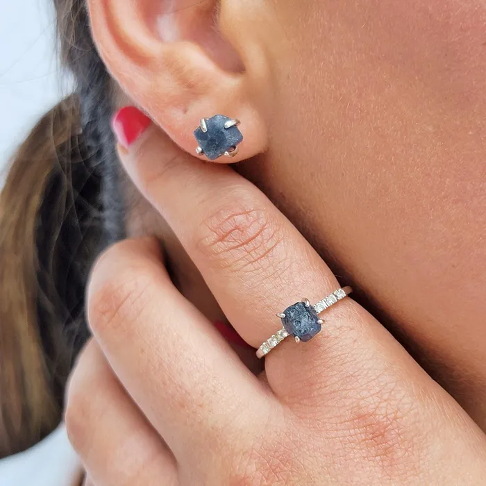 Uniquelan Jewelry Earrings Raw Blue Sapphire Stud Earrings Uniquelan Jewelry Earrings Raw Blue Sapphire Stud Earrings