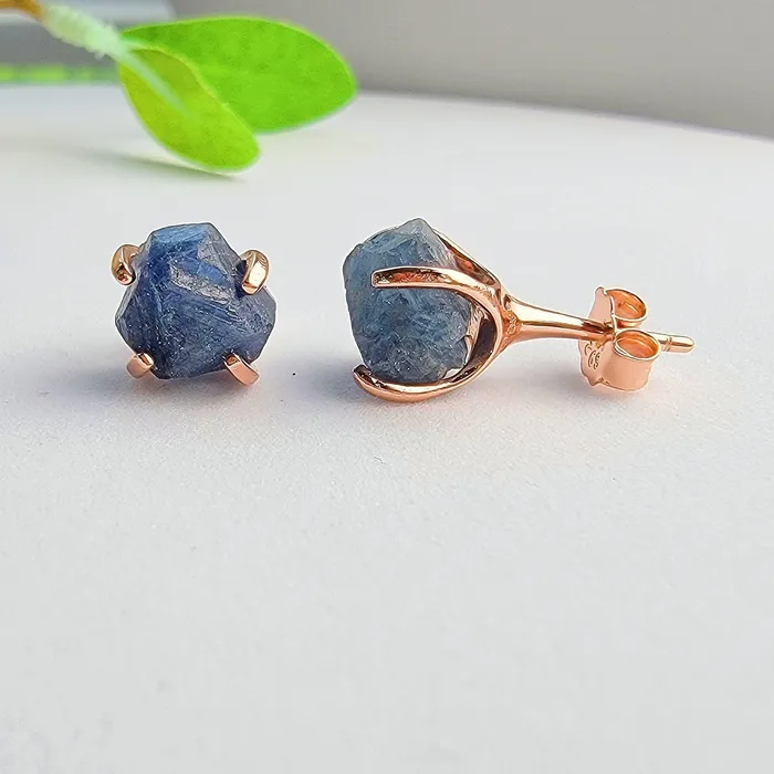 Uniquelan Jewelry Earrings Raw Blue Sapphire Stud Earrings Uniquelan Jewelry Earrings Raw Blue Sapphire Stud Earrings