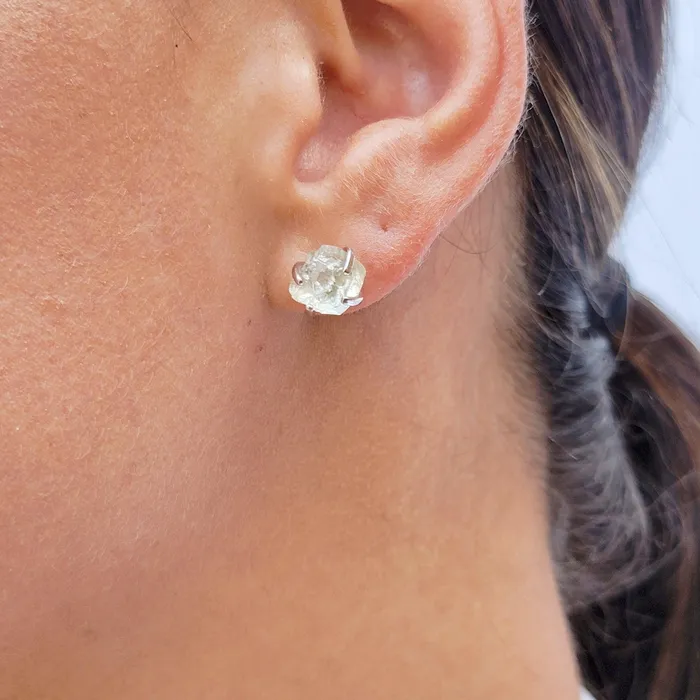 Uniquelan Jewelry Earrings Raw Green Amethyst Stud Earrings